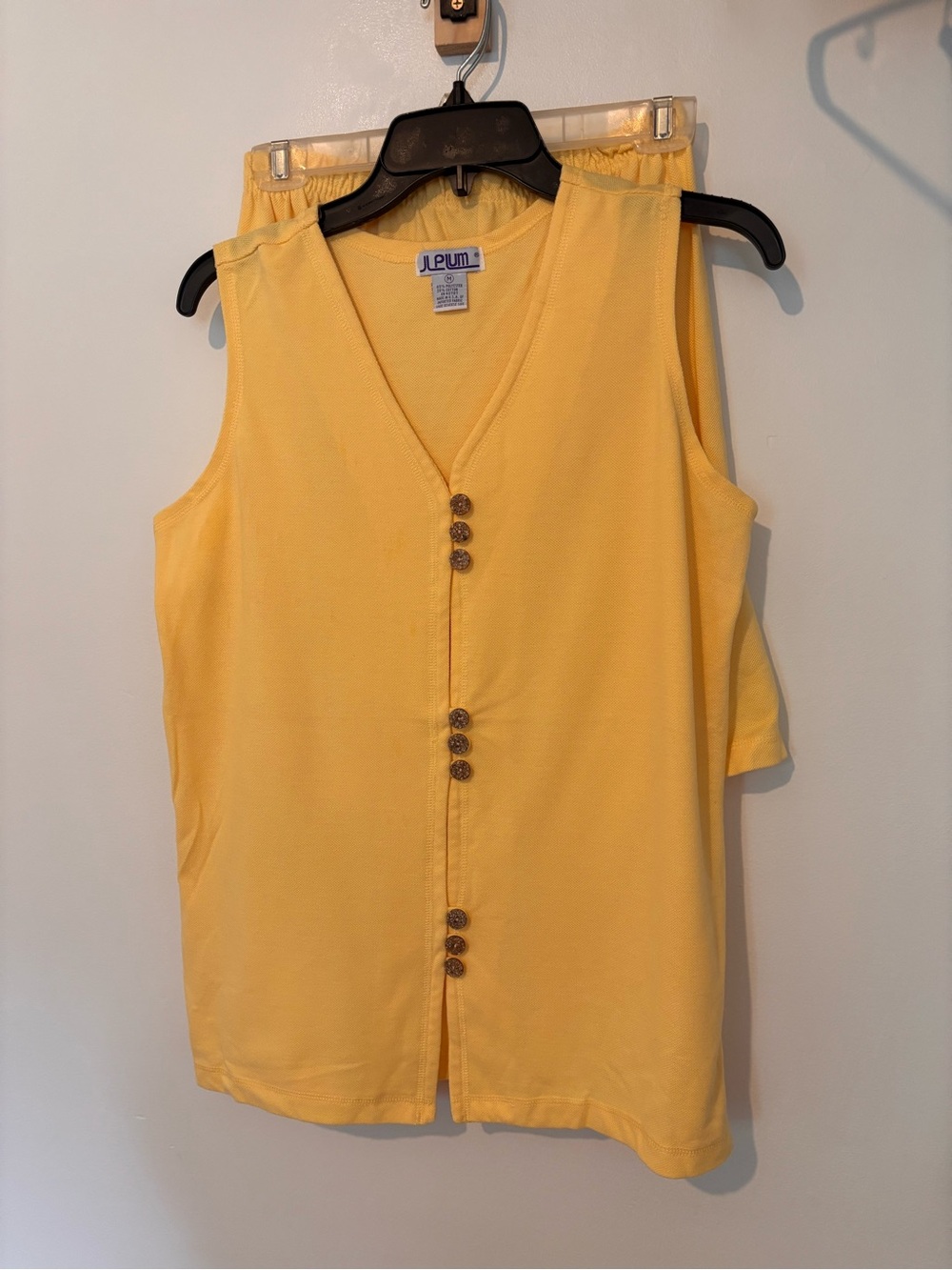 Vintage J Plum 2 Piece Yellow Shorts Set Button Front Top Size M USA